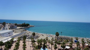 Beachfront apartment in Fuengirola with sea views